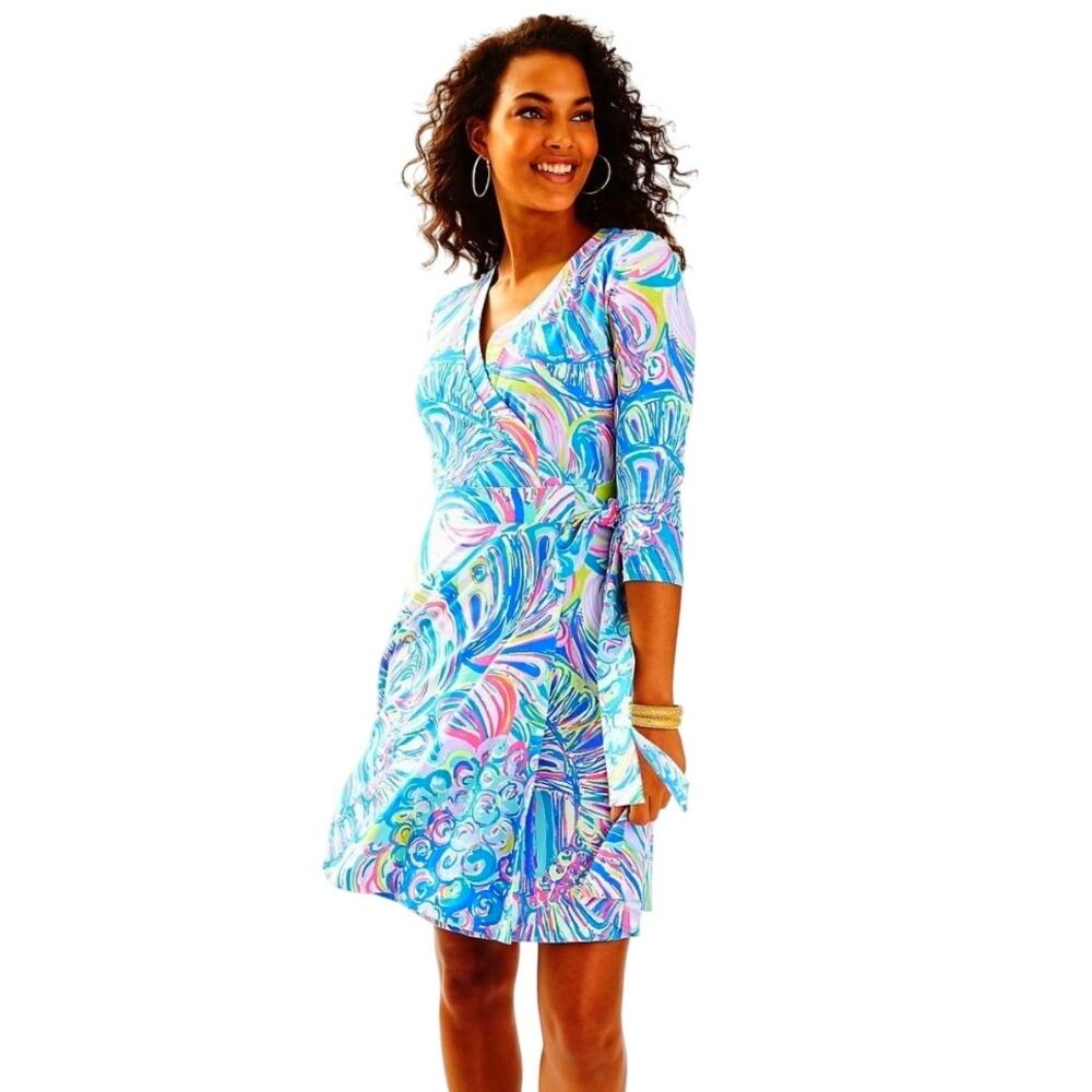 Lilly Pulitzer EMILIA Stretch Wrap Dress in GUILTY PLEASURE Print M NWOT $178